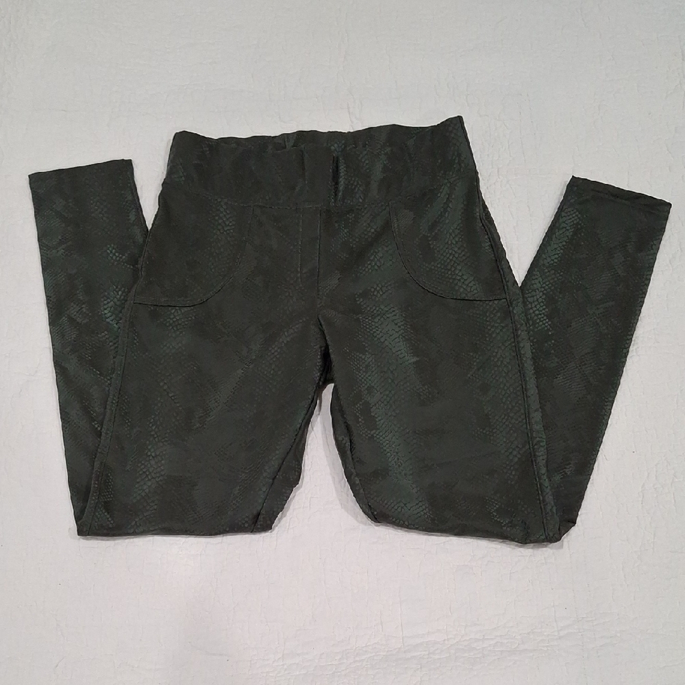 NWT.Me & Jan Women's Leggins Green Size XL